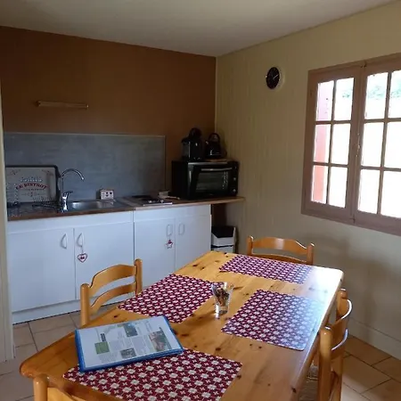 Casa de Férias Domaine De Vaulatour. *